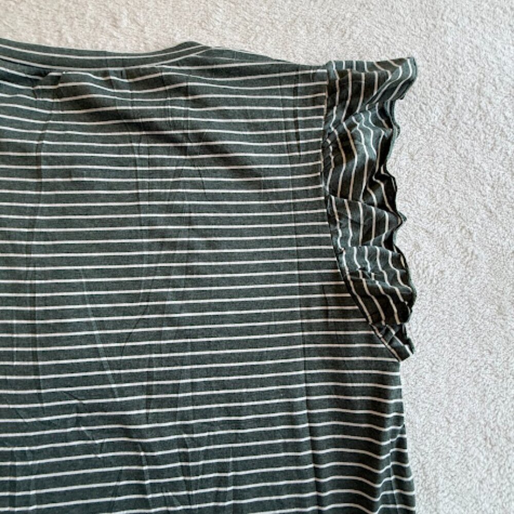NWT Olive Green Striped Ruffle Sleeve Tee Womens Casual Pocket Top Size M - Picture 12 of 13